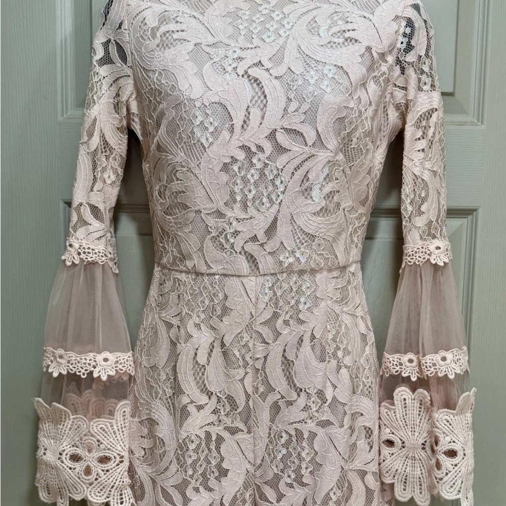 PINK OWL Gorgeous Pink Lace Shorts Romper Sz S Small